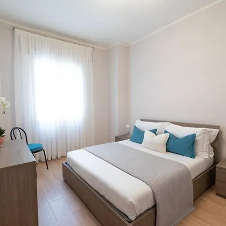 Centro Storico - Stazione A 500m Strategico Elegant Loft Apartment Padova